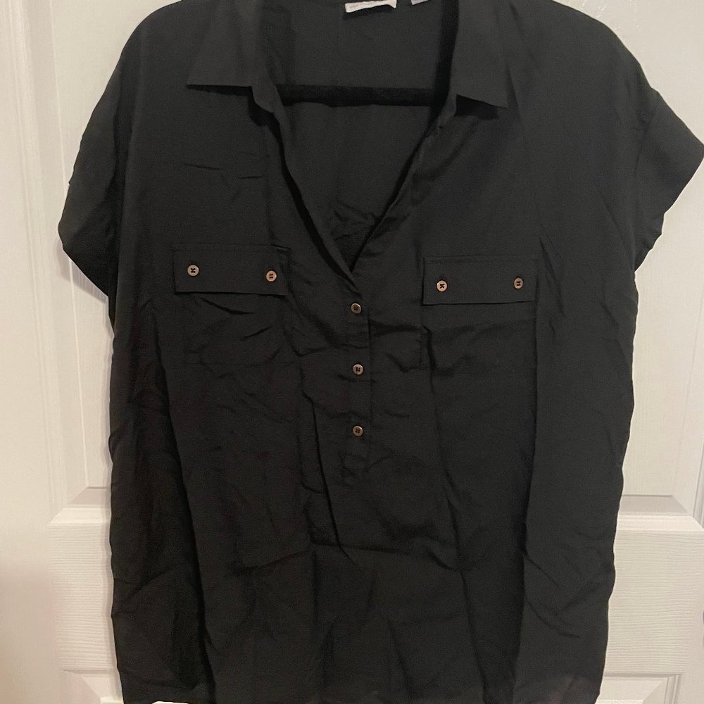 Black Short Sleeve Blouse